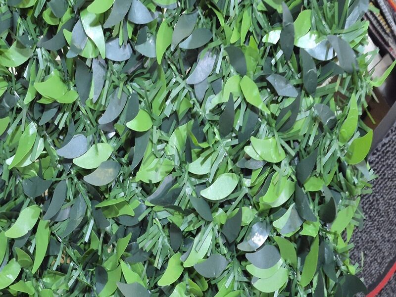 Yaprak Çit Fabrikası - Fabrikadan Doğrudan Satış - Yaprak çit fabrikası İstanbul Bağcılar. Fabrikadan doğrudan satış, aracısız fiyat. TSE onaylı, sertifikalı yaprak çit üretimi. Özel sipariş ve ihracat.